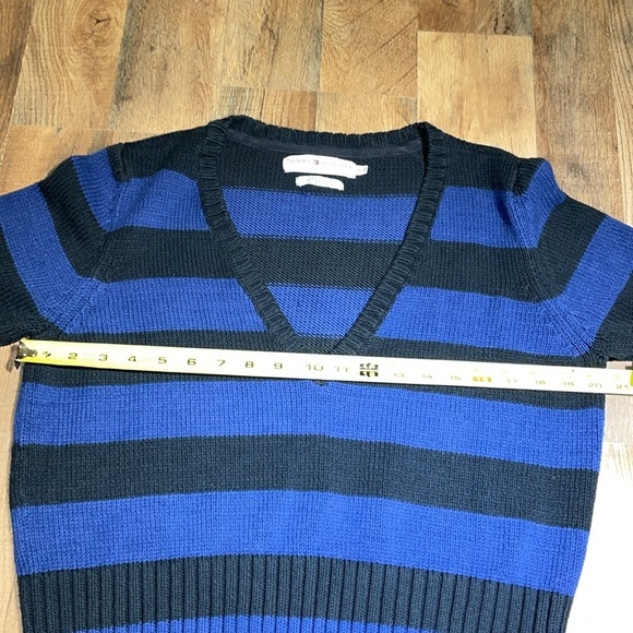 Tommy Hilfiger Vintage V Neck Sweater. Size XL. 2002!!! - Picture 4 of 9